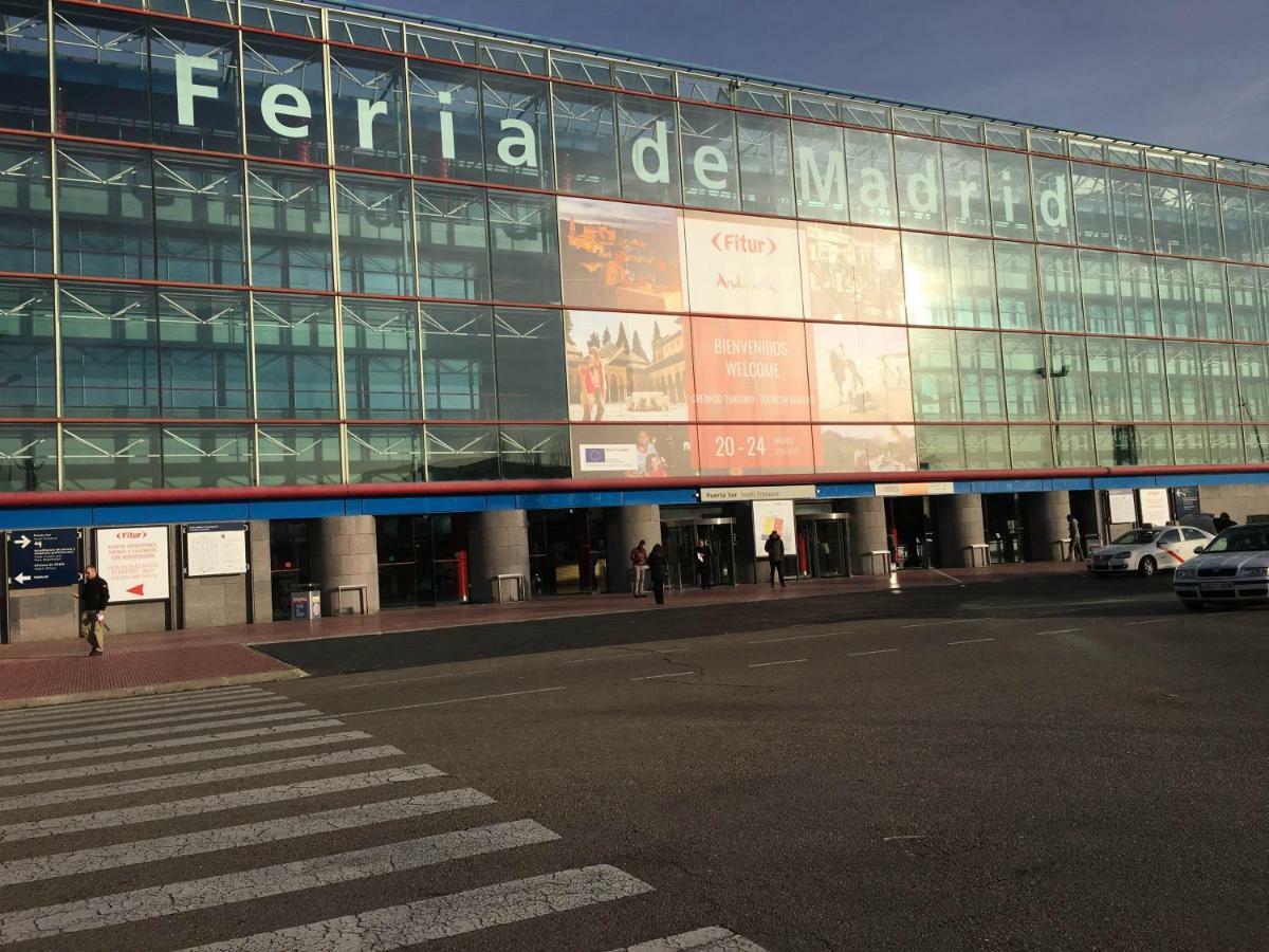 Ever House Ifema Mar De Cristal Madrid Bagian luar foto