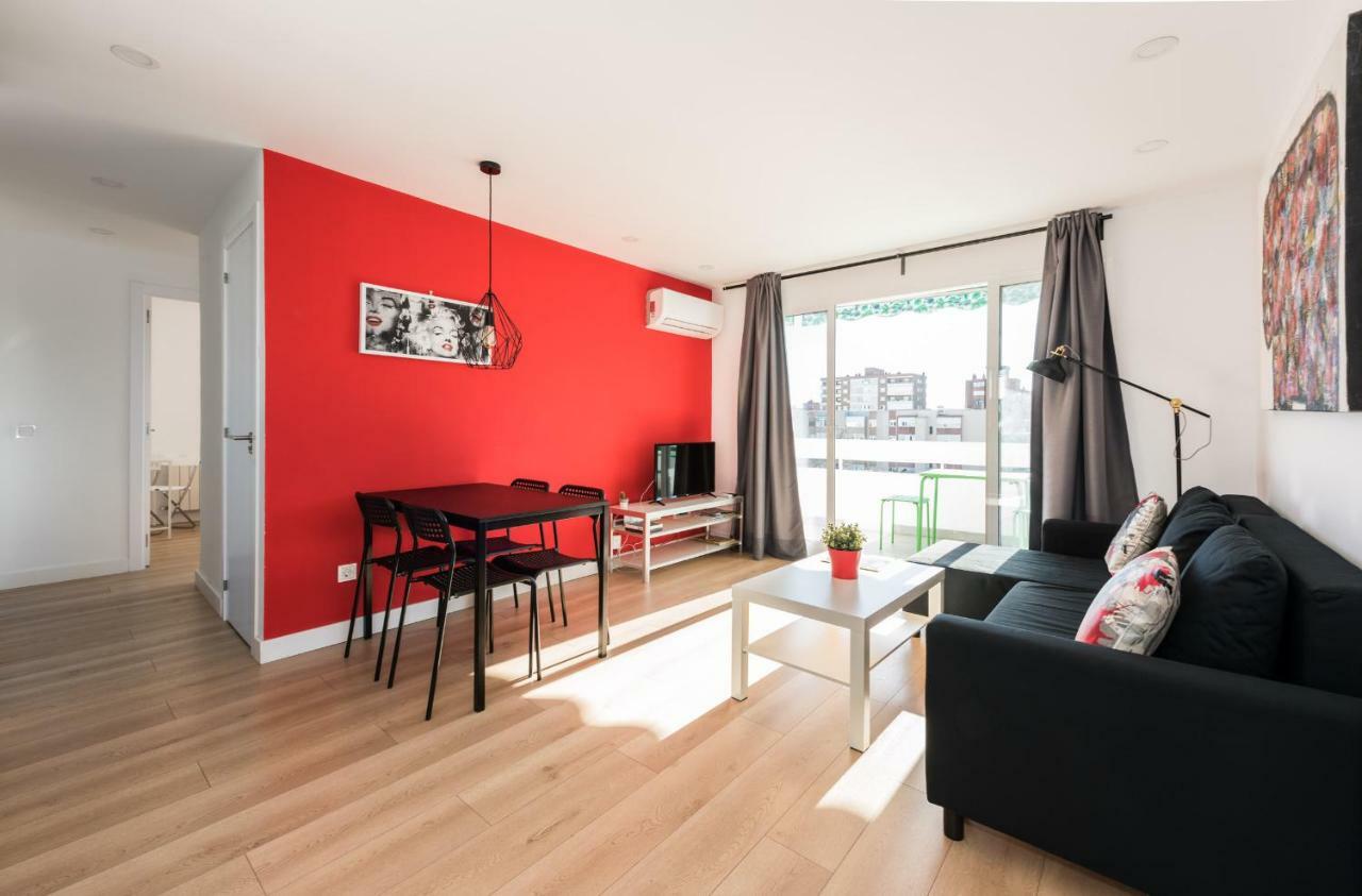 Ever House Ifema Mar De Cristal Madrid Bagian luar foto