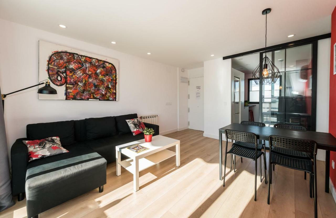 Ever House Ifema Mar De Cristal Madrid Bagian luar foto