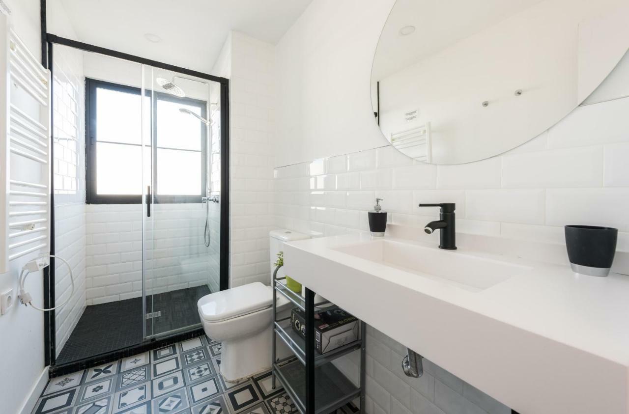 Ever House Ifema Mar De Cristal Madrid Bagian luar foto