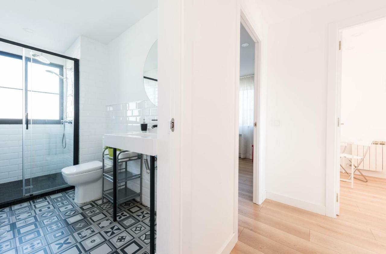 Ever House Ifema Mar De Cristal Madrid Bagian luar foto